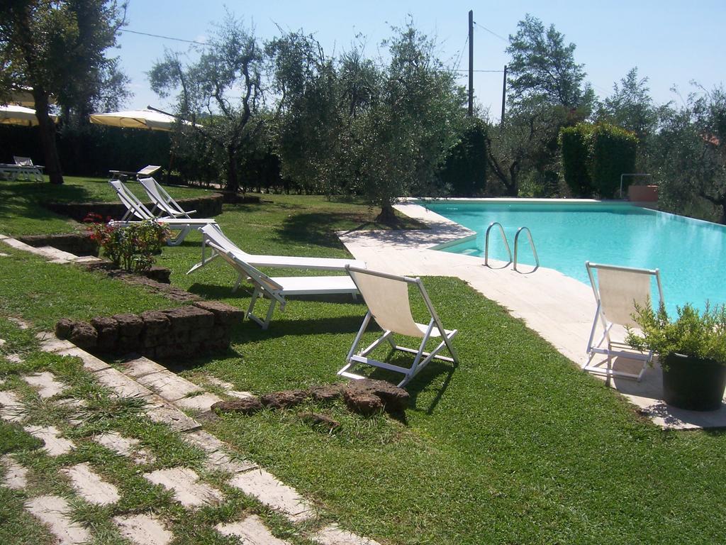 Agriturismo Le Due Querce Lazzeretto Luaran gambar