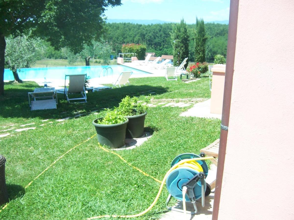 Agriturismo Le Due Querce Lazzeretto Luaran gambar